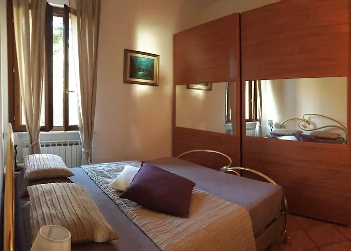 Casa Vacanze Moneglia 2 Camere Con Terrazza Nel Verde